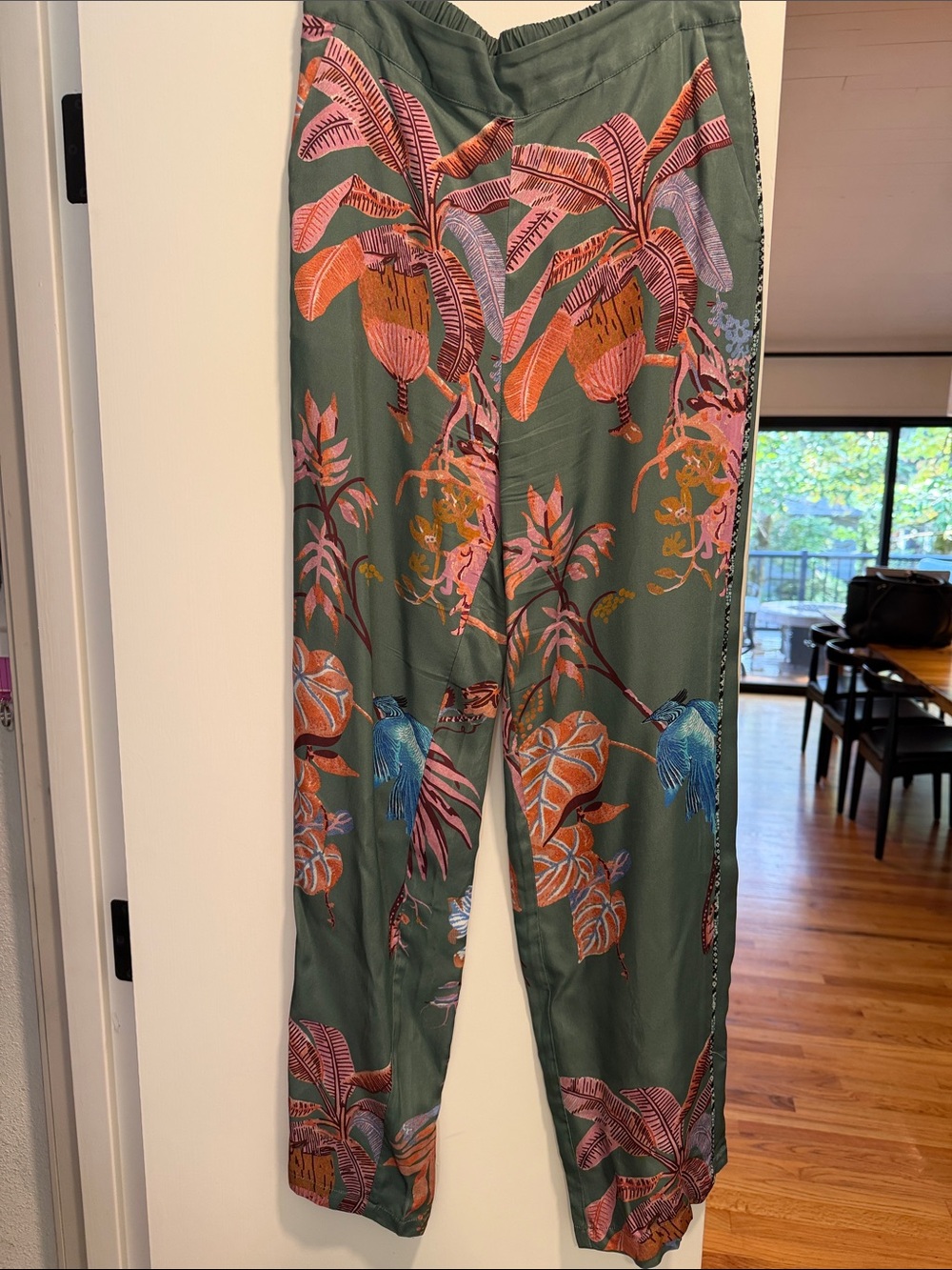 Caballero size Small like newGreen Tropical Print Women’s Relaxed Pants